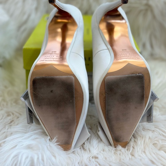 Ted Baker Pumps/heels, Iinessi IVORY, size:9 with bow and hardware - Picture 2 of 12